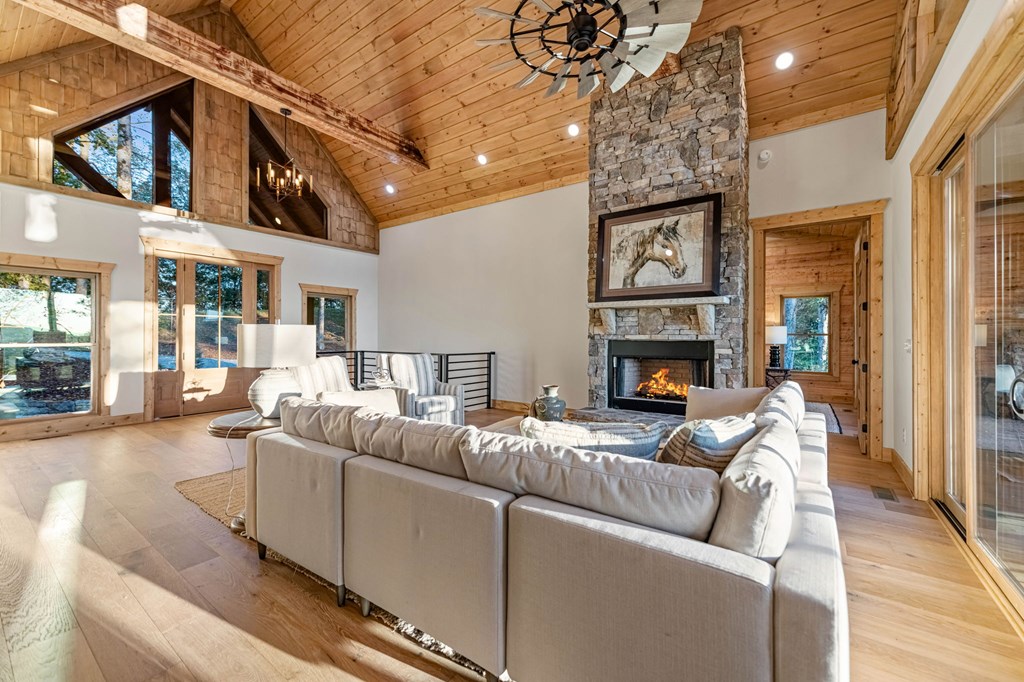 6342 Burnt Mountain Road