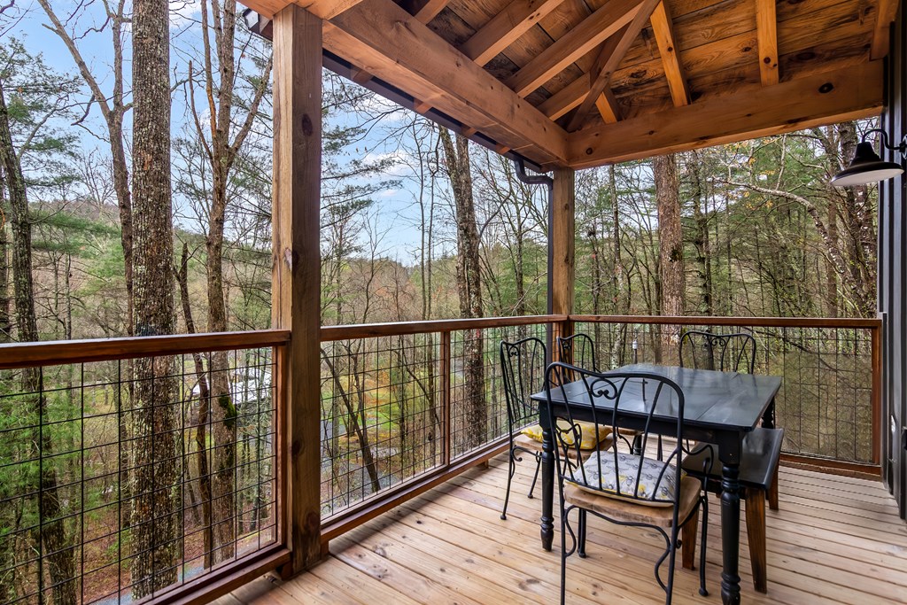 184 Rockhouse Road