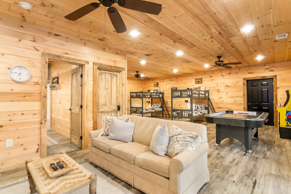 184 Rockhouse Road