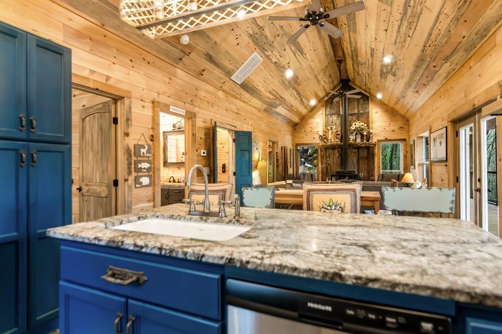 184 Rockhouse Road