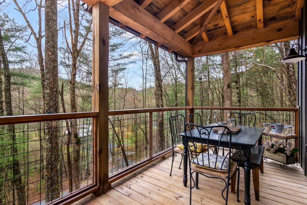 184 Rockhouse Road