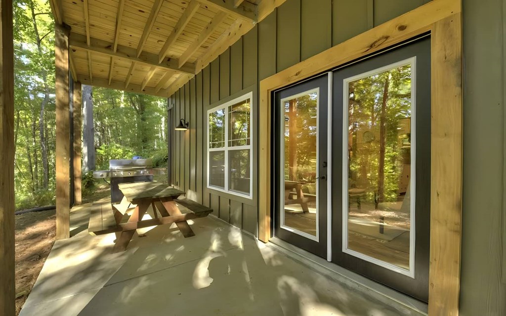 184 Rockhouse Road