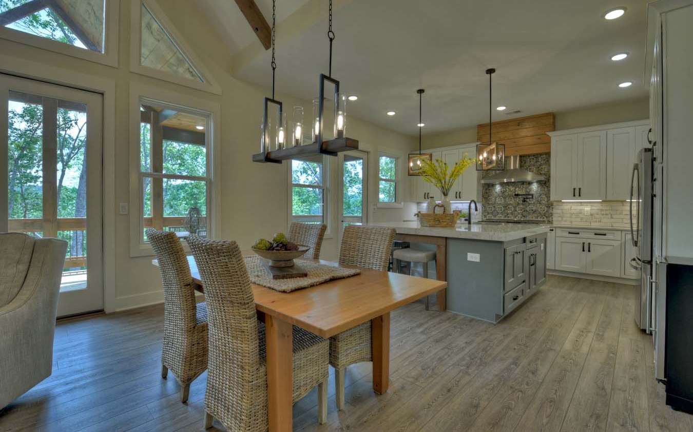 1960 High River Road