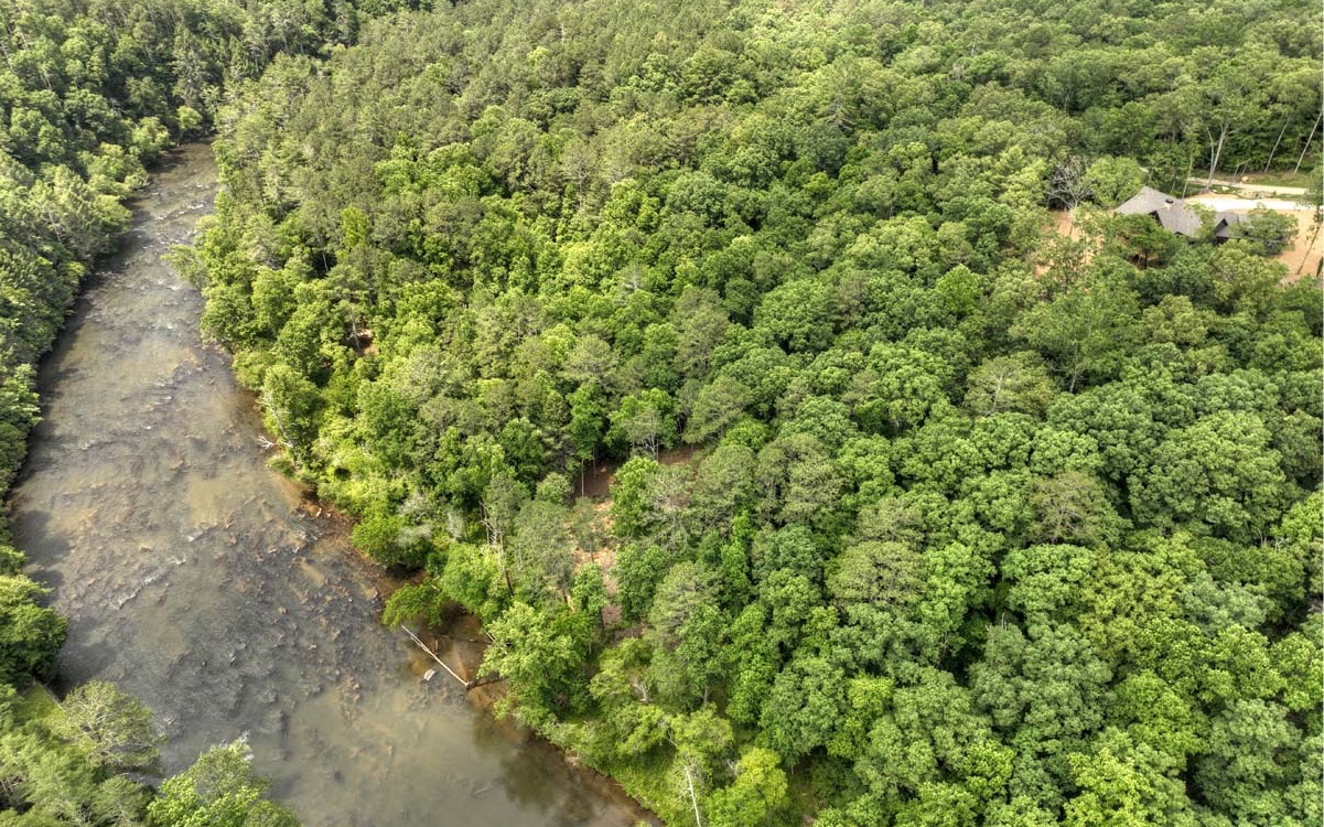 1960 High River Road