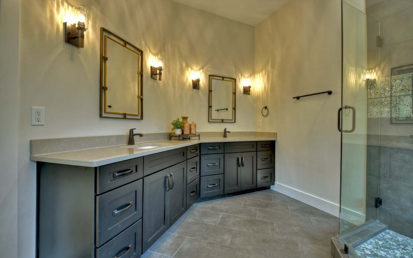 1960 High River Road