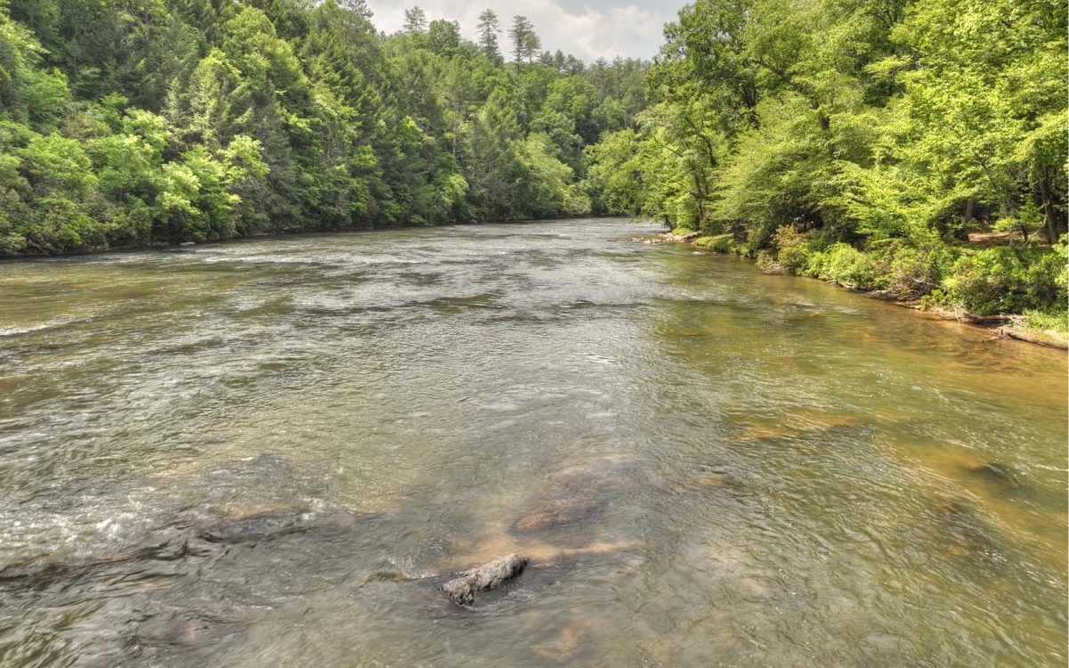1960 High River Road