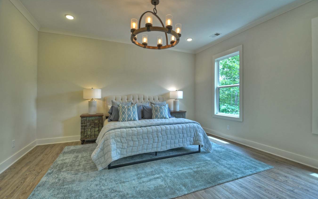 1960 High River Road