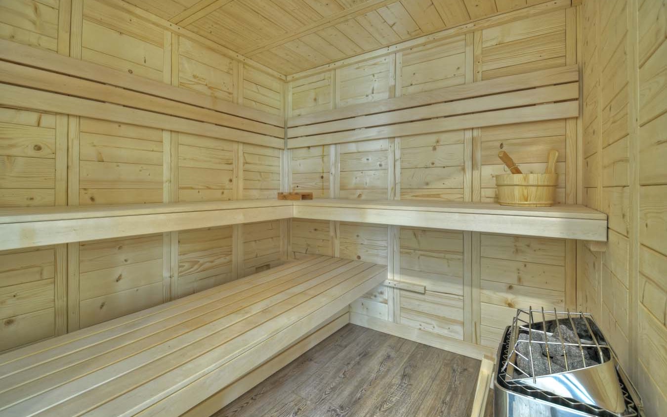 1960 High River Road