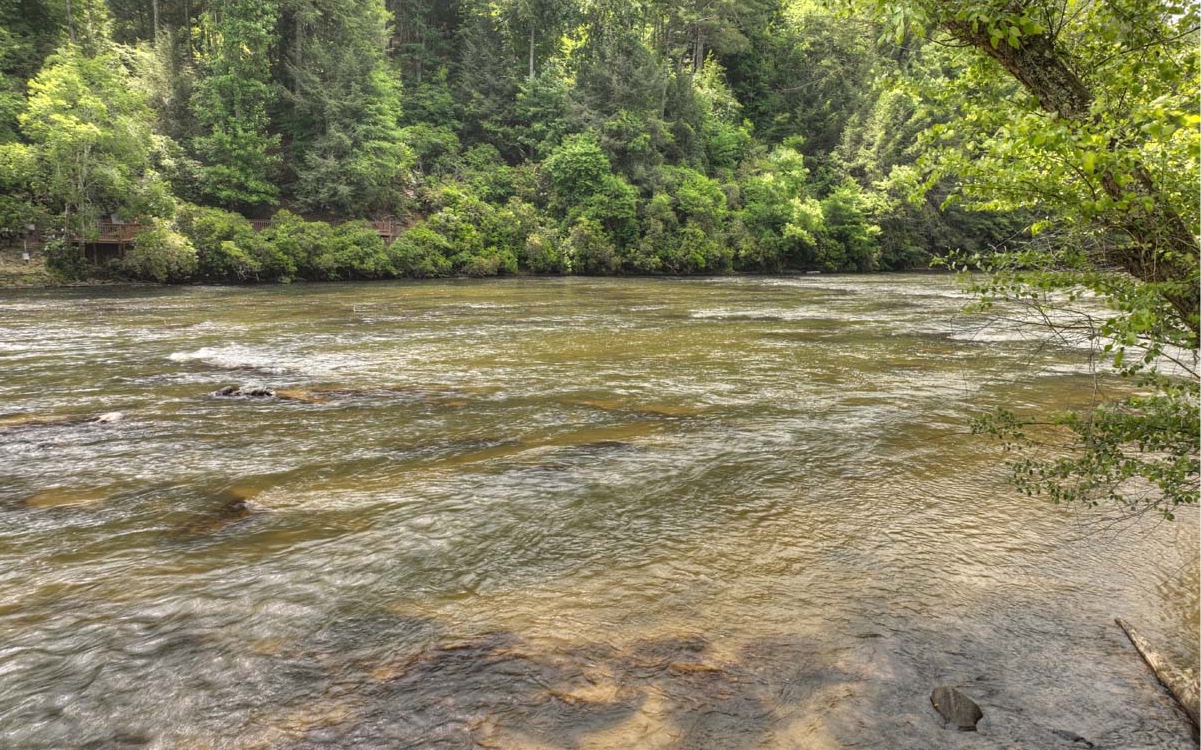 1960 High River Road
