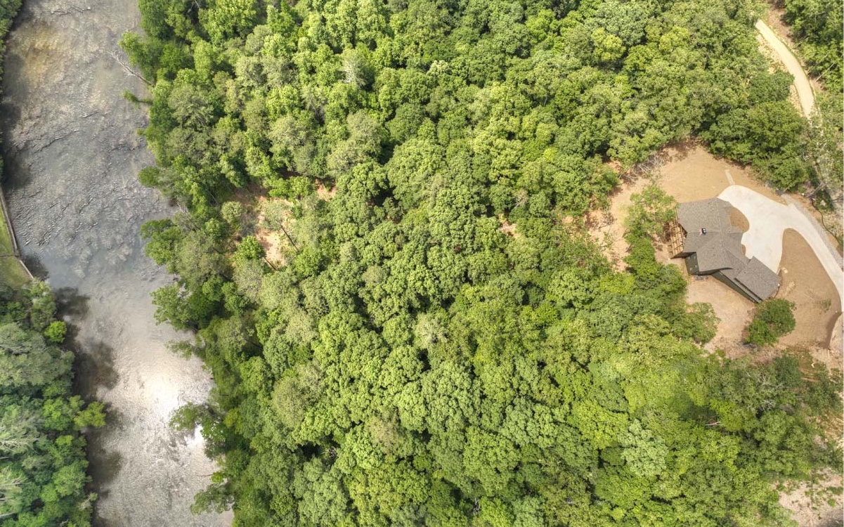 1960 High River Road