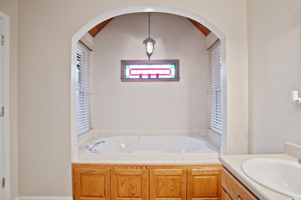 1270 Zenith Trail