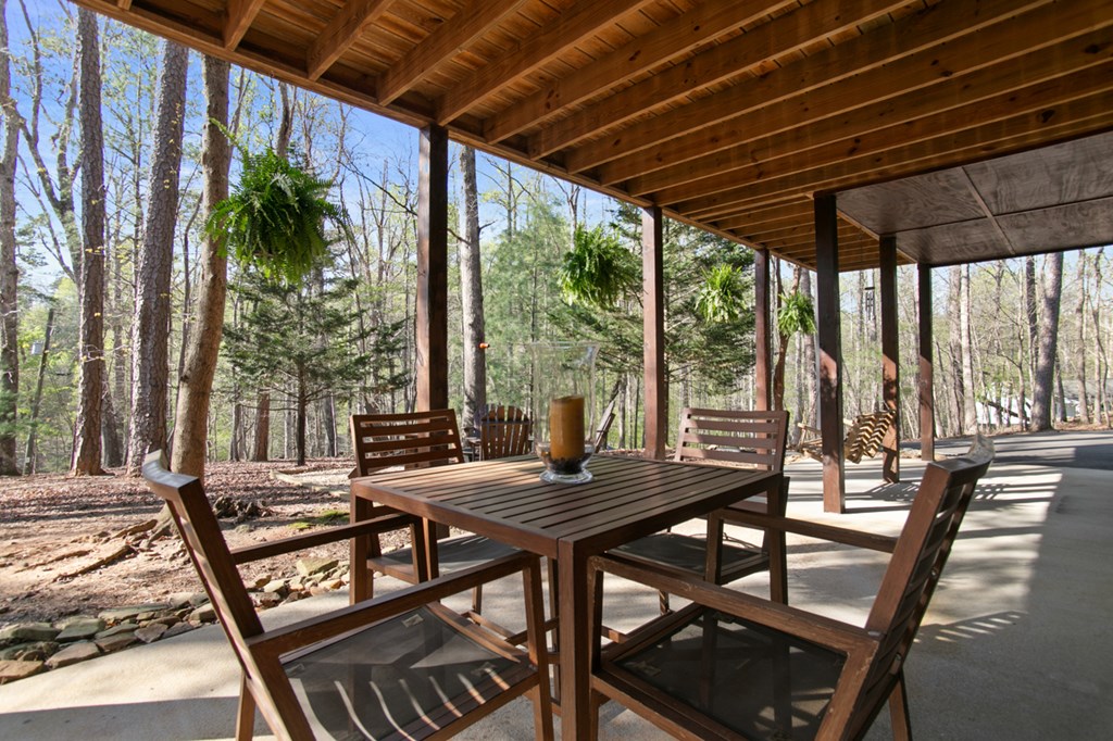 1270 Zenith Trail