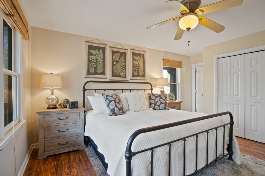 1270 Zenith Trail