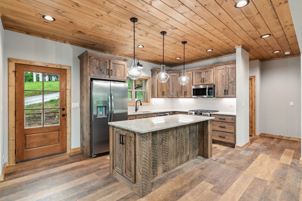 1324 Talona Mountain Road
