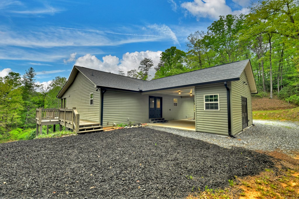293 James Drive