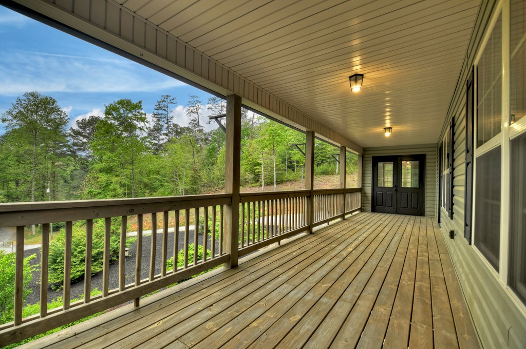 293 James Drive