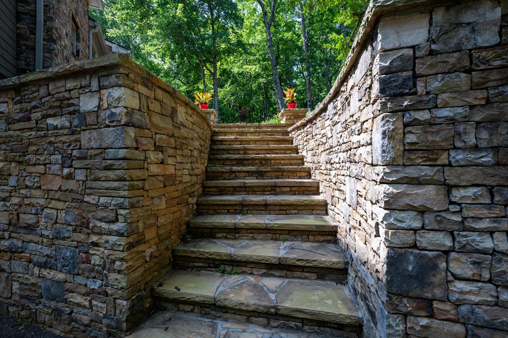 337 Northview Parkway
