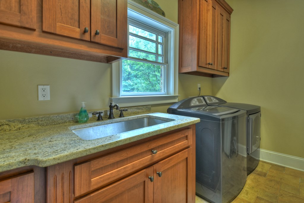 337 Northview Parkway
