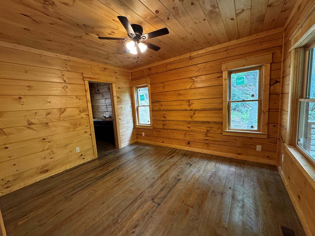 122 Laurel Creek Trail