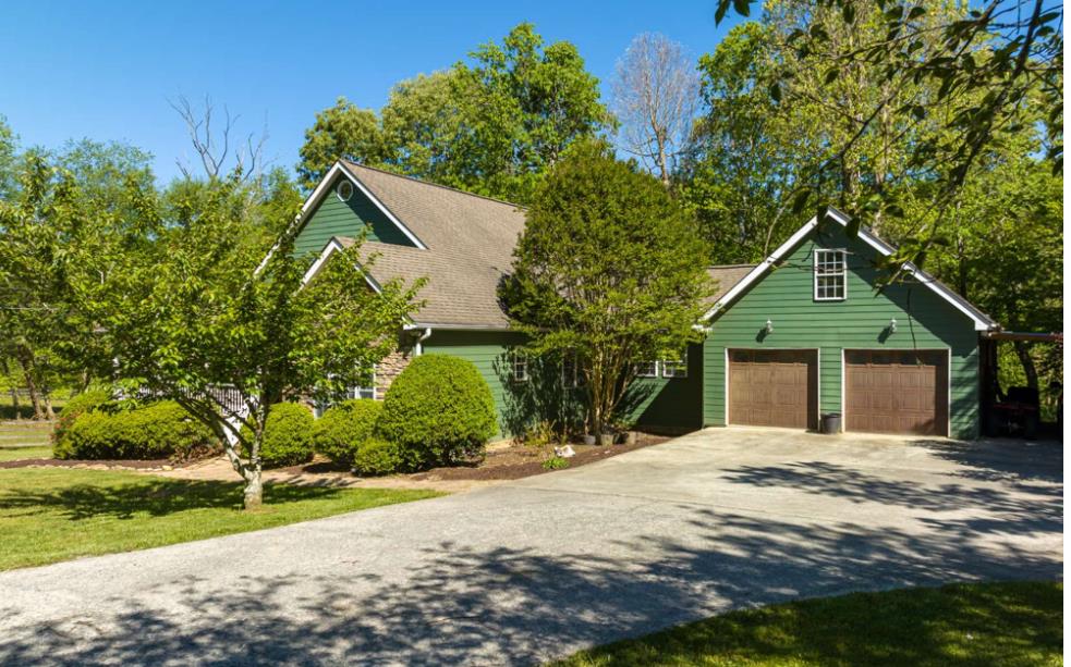 83 Licklog Road