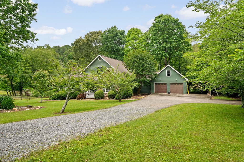 83 Licklog Road
