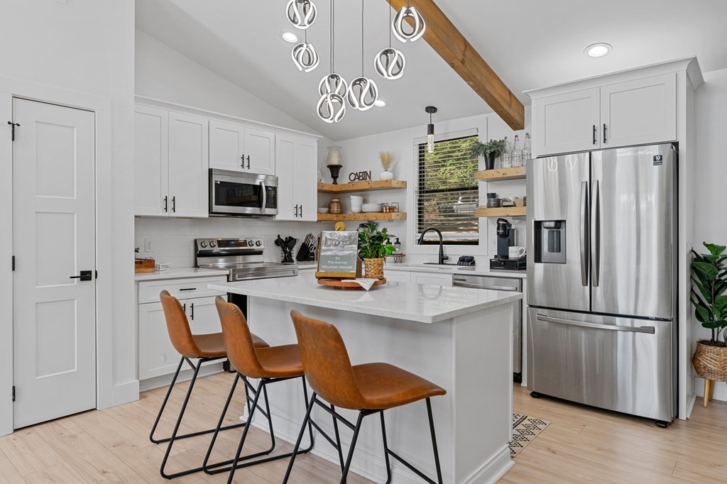 128 Kismet Court