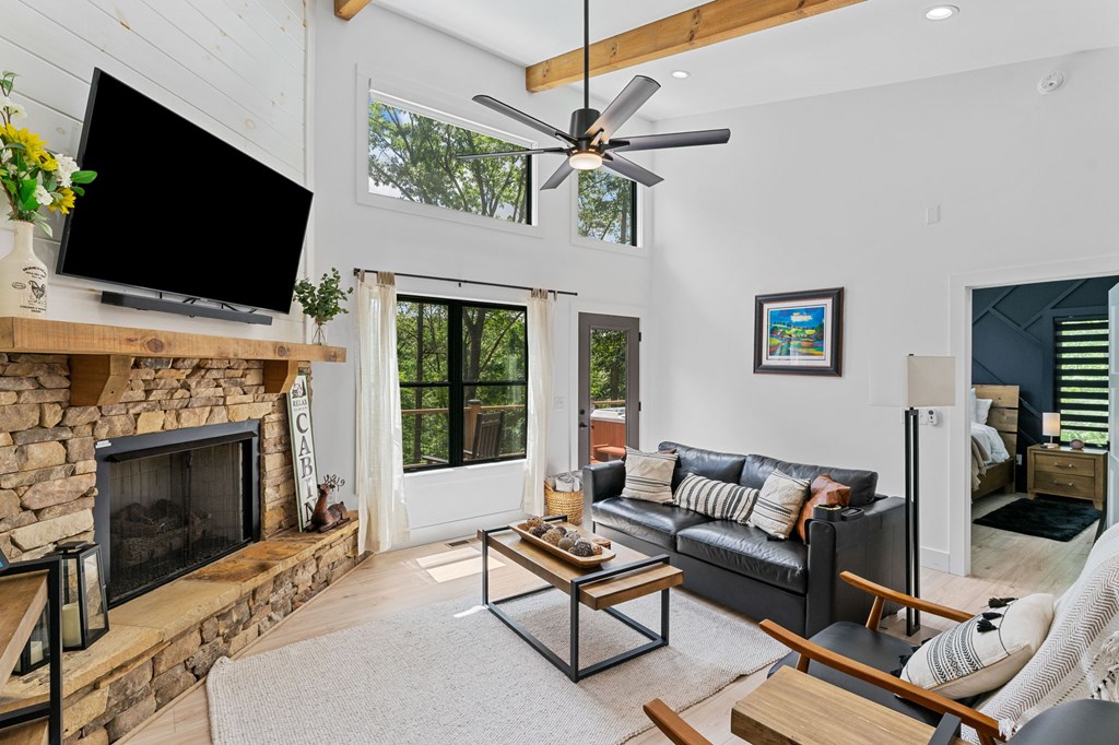 128 Kismet Court