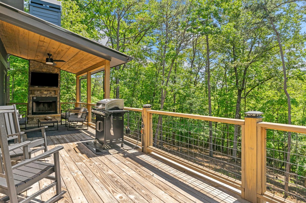 128 Kismet Court
