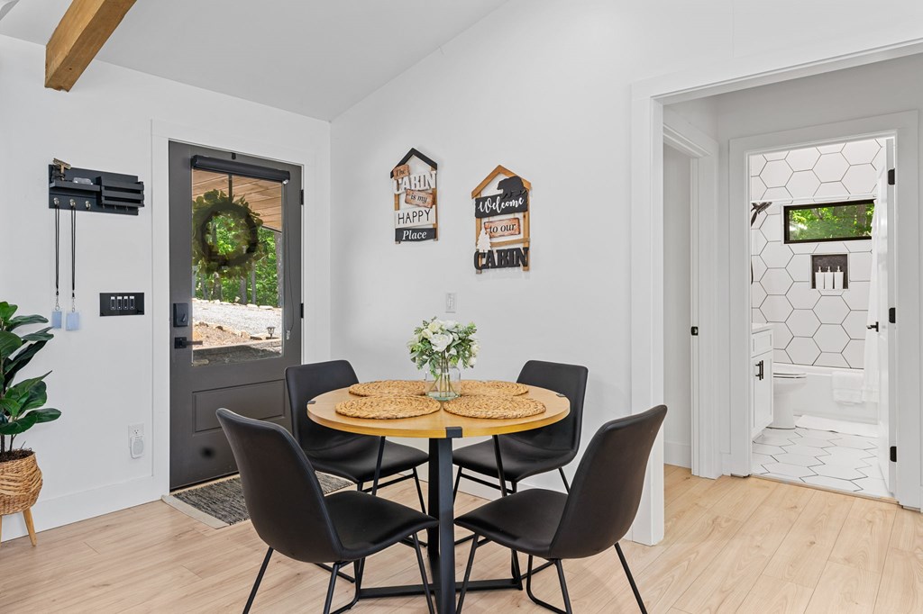 128 Kismet Court