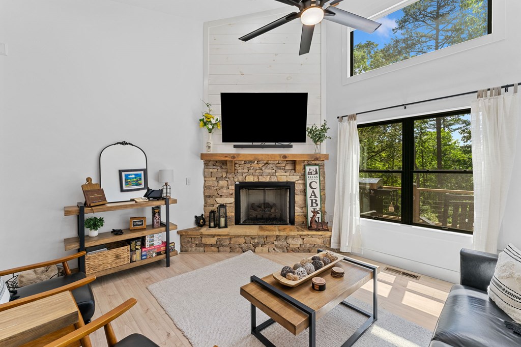 128 Kismet Court