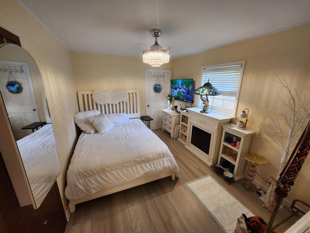 10611 Chatsworth Hwy