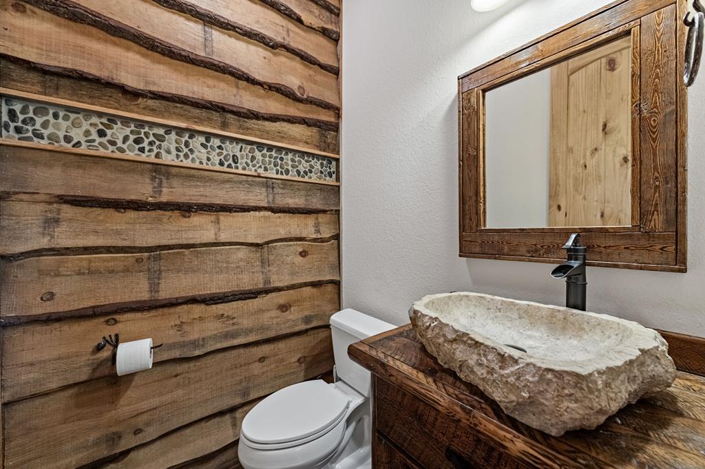 290 River Escape Drive