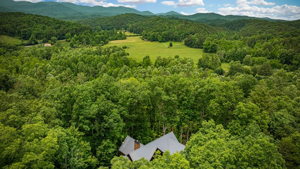 290 River Escape Drive