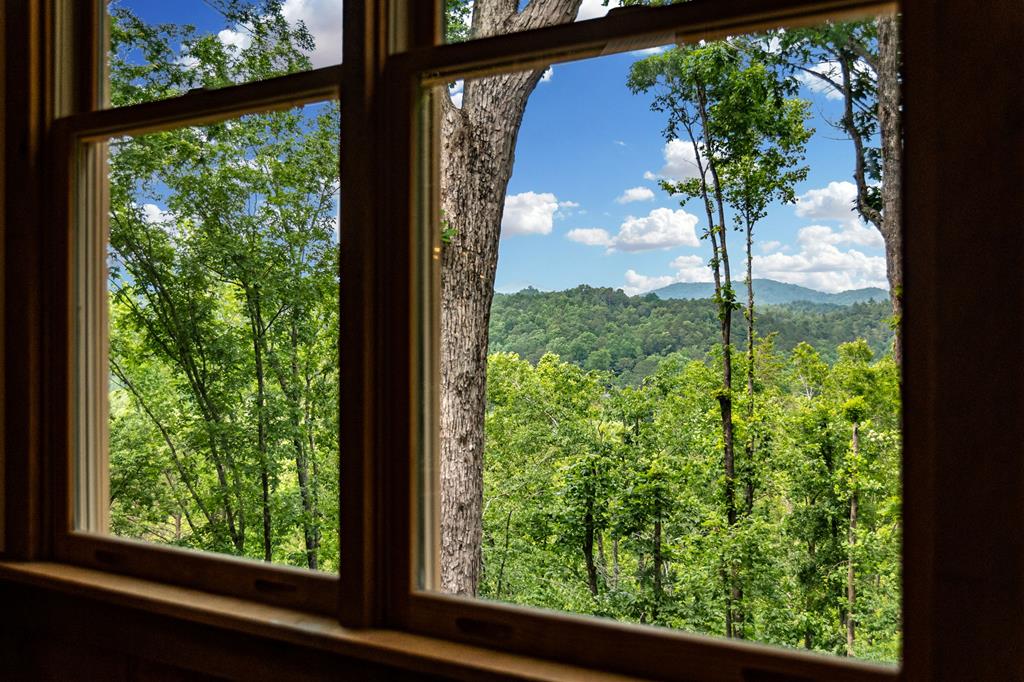 290 River Escape Drive