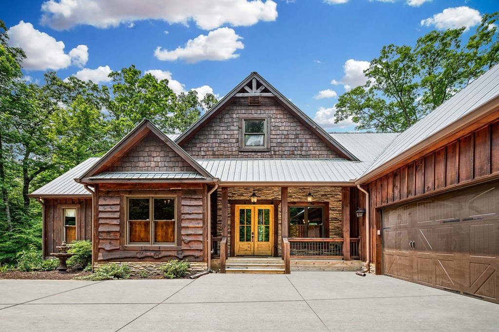 290 River Escape Drive