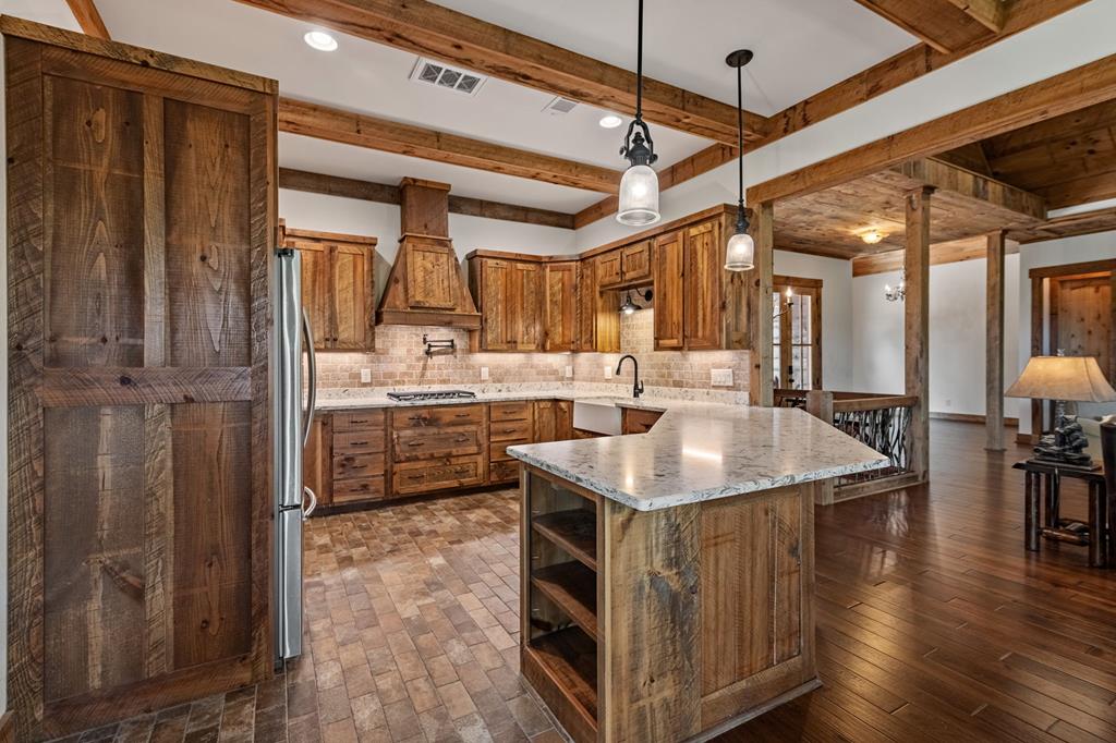 290 River Escape Drive