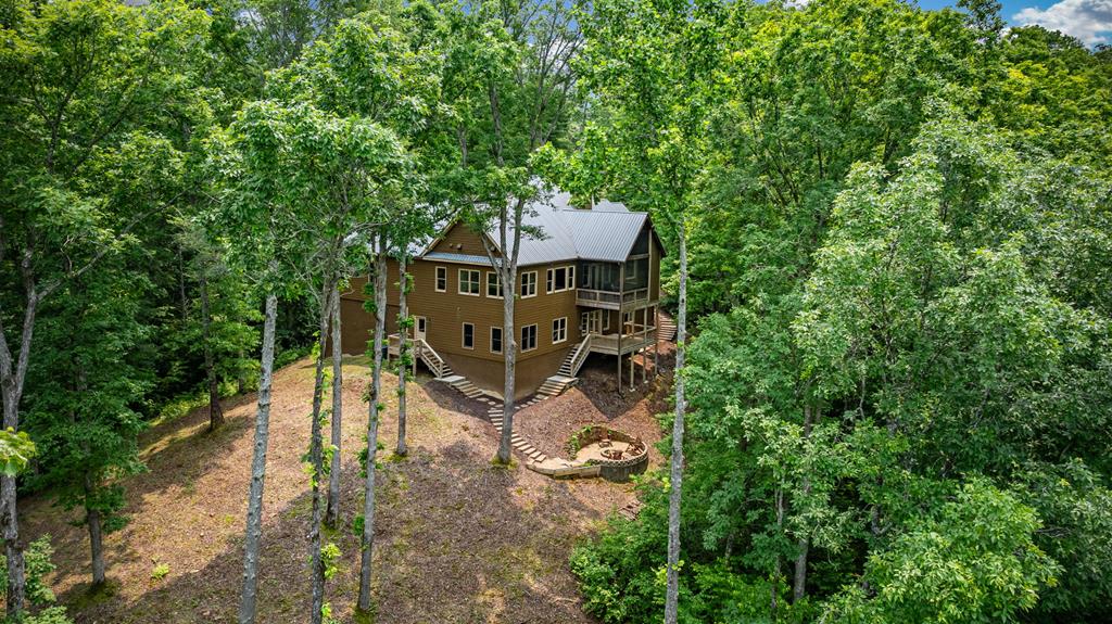 290 River Escape Drive