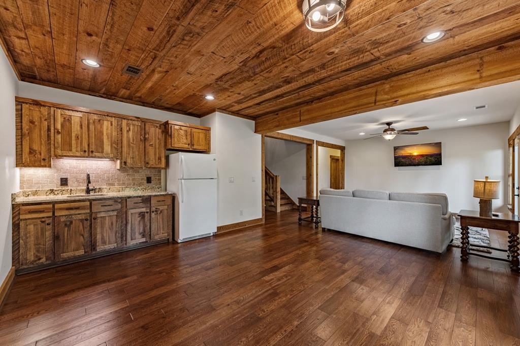 290 River Escape Drive