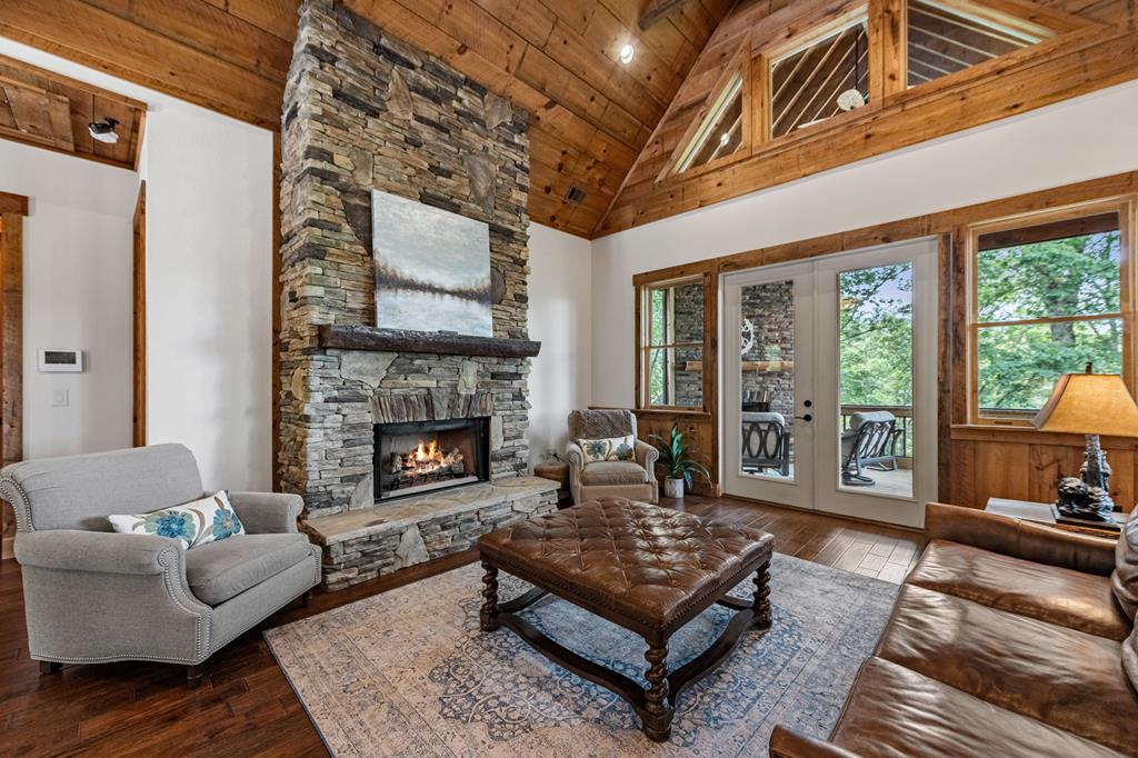 290 River Escape Drive