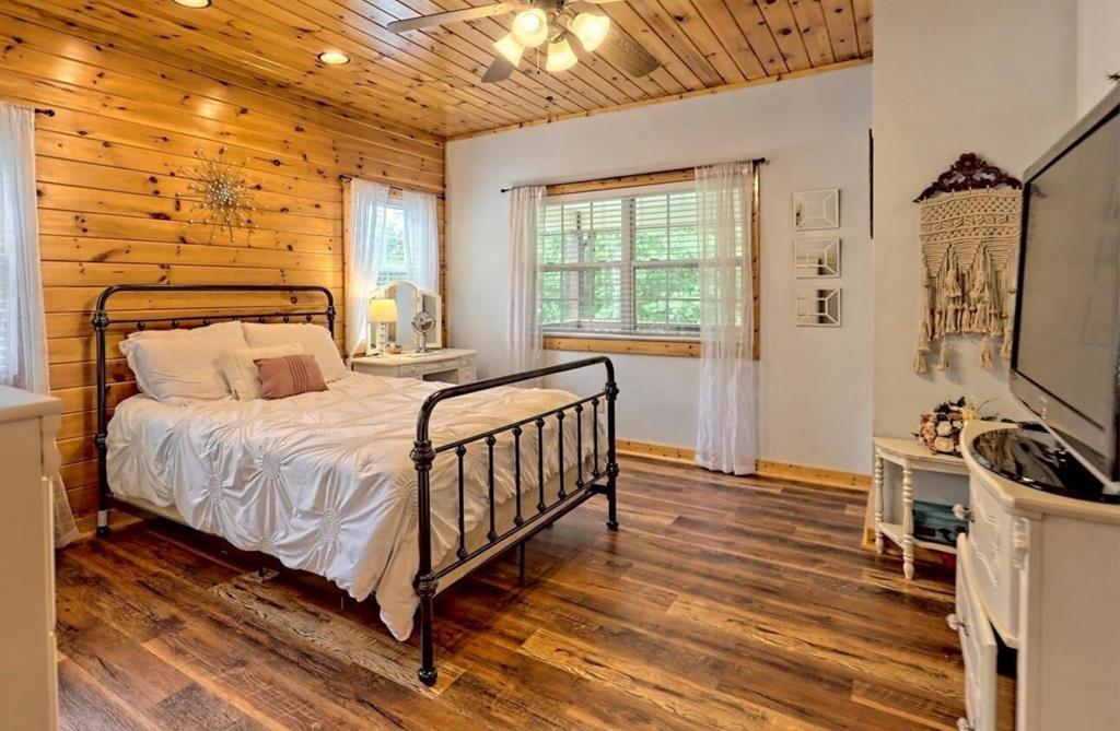 292 High Country Circle