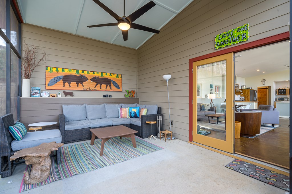 1181 Tickanetley Road