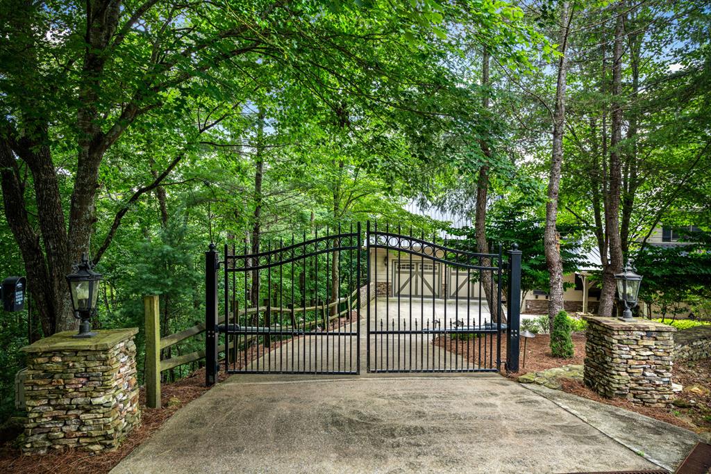 44 Cartecay Court