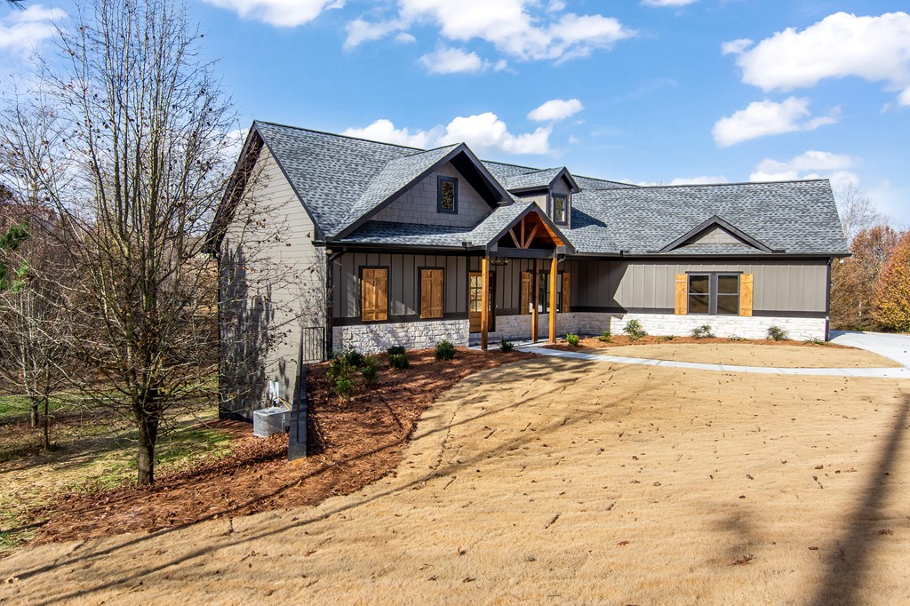 2106 Yukon Road
