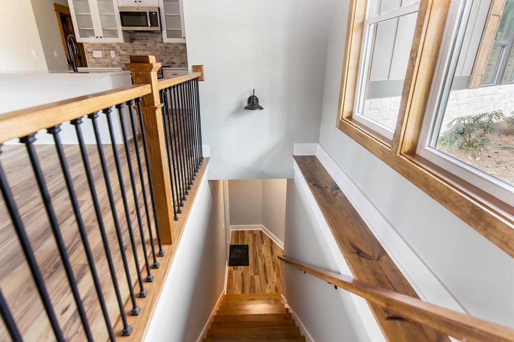 2106 Yukon Road