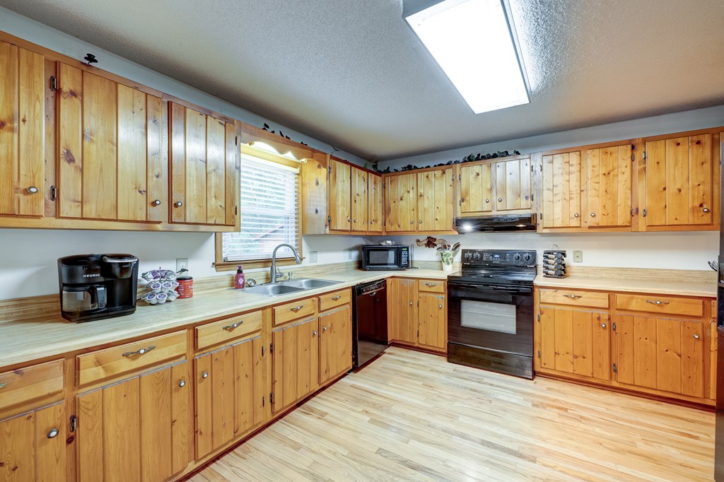 62 Peach Lane, Ellijay