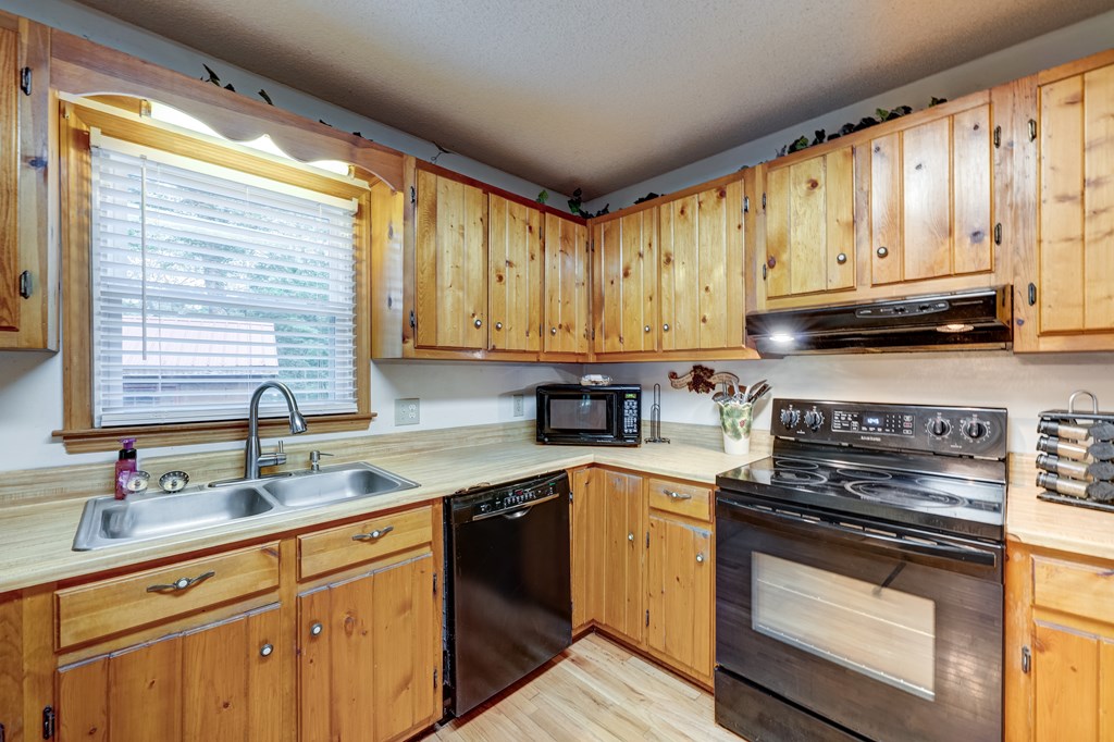 62 Peach Lane, Ellijay