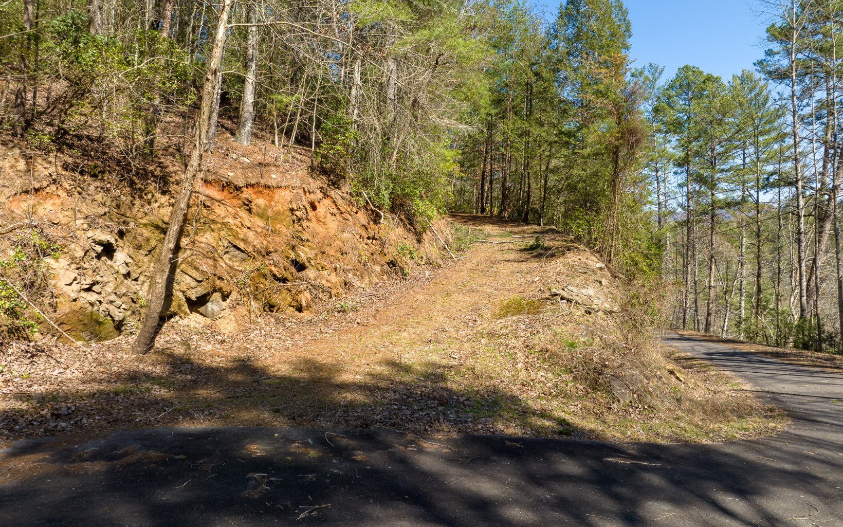 3+AC Coatopa Court