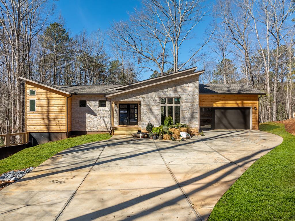 2140 Newport Drive