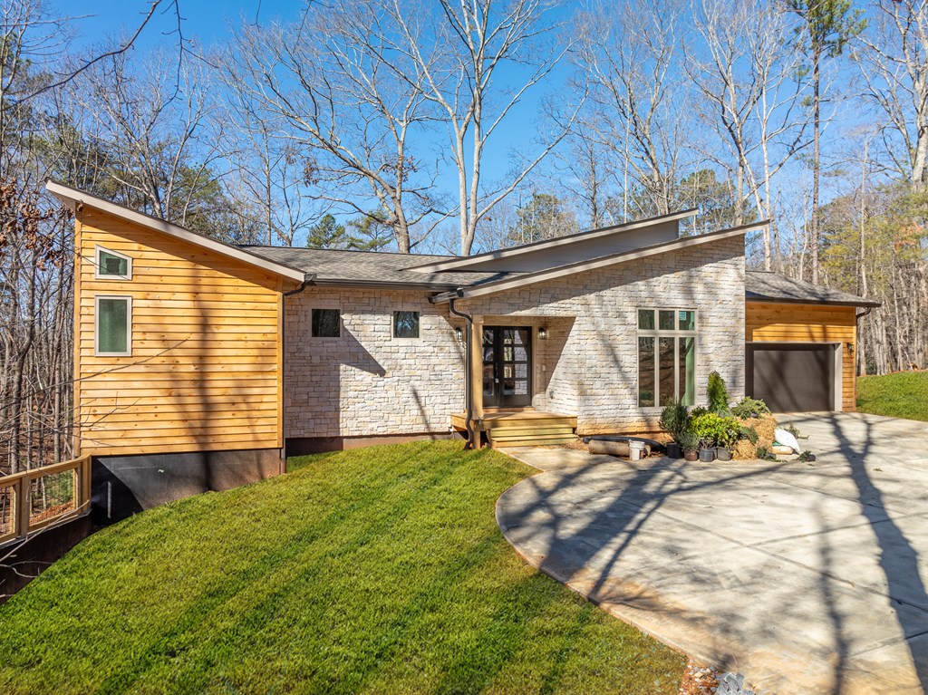2140 Newport Drive