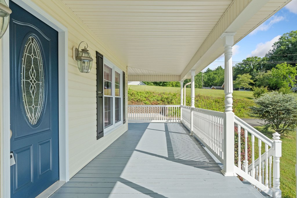 206 Piney Woods Drive